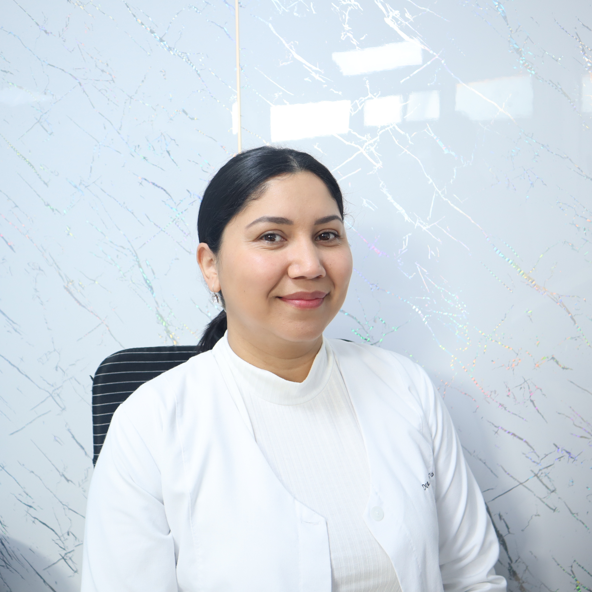 Dra. Safiro Hill
