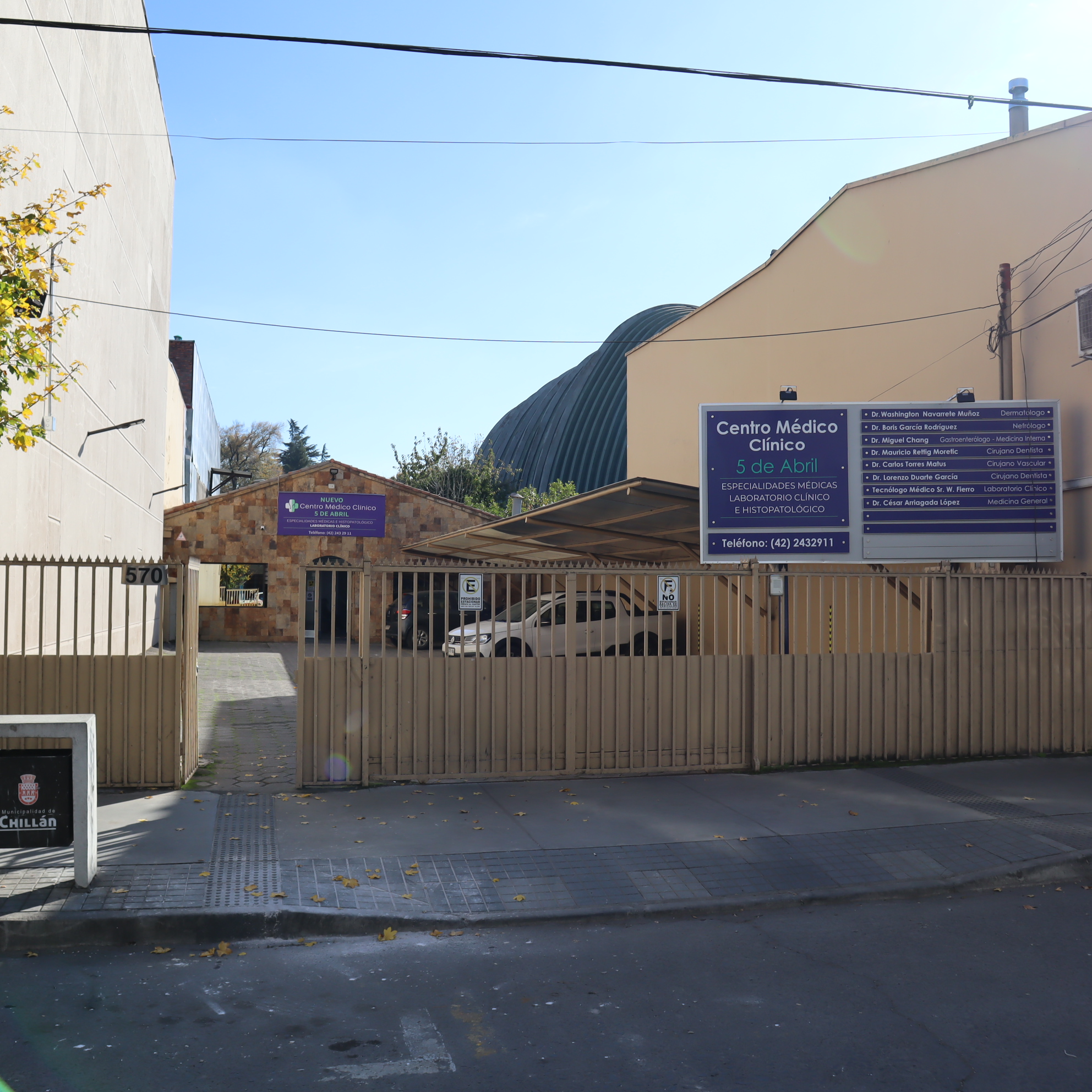 Exterior del Centro Médico